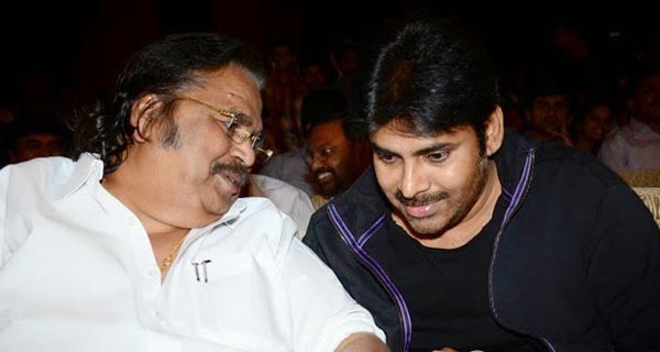 pawan kalyan,dasari narayanarao,paramaveerachakra,errabassu  టెన్షన్‌ పడుతోన్న పవన్‌ ఫ్యాన్స్‌..! 